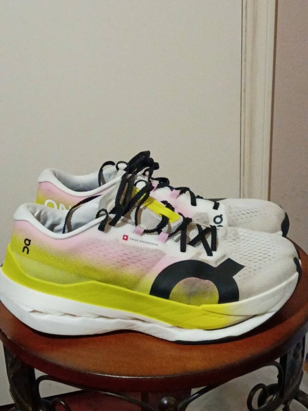 On Cloudboom Max Mens Sz 10.5 White Yellow Black Athletic Running Shoes Sneakers